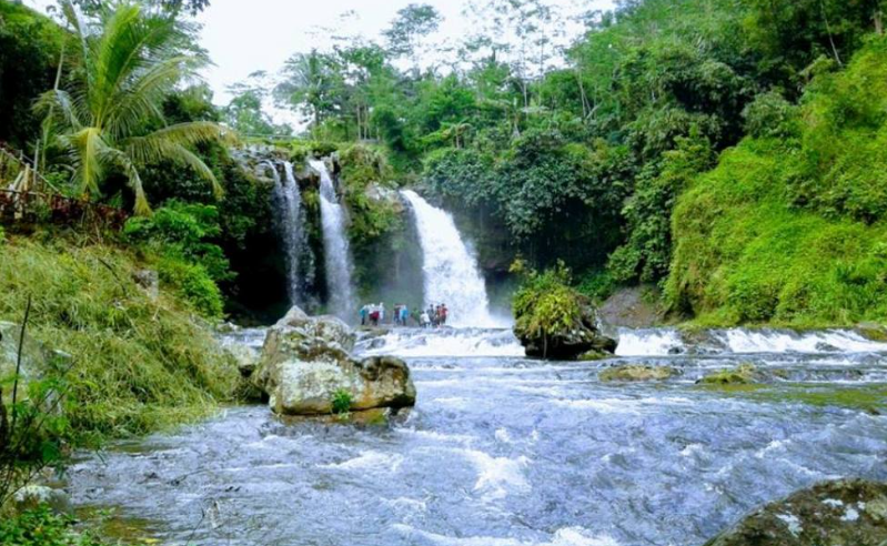 7 Curug di Purwokerto Ini Bikin Feed Instagram Makin Kece!