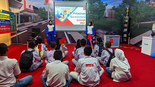 SMK Honda Laksanakan Program Safety Riding Learning dengan Standarisasi Ketrampilan Berkendara Bagi Pelajar