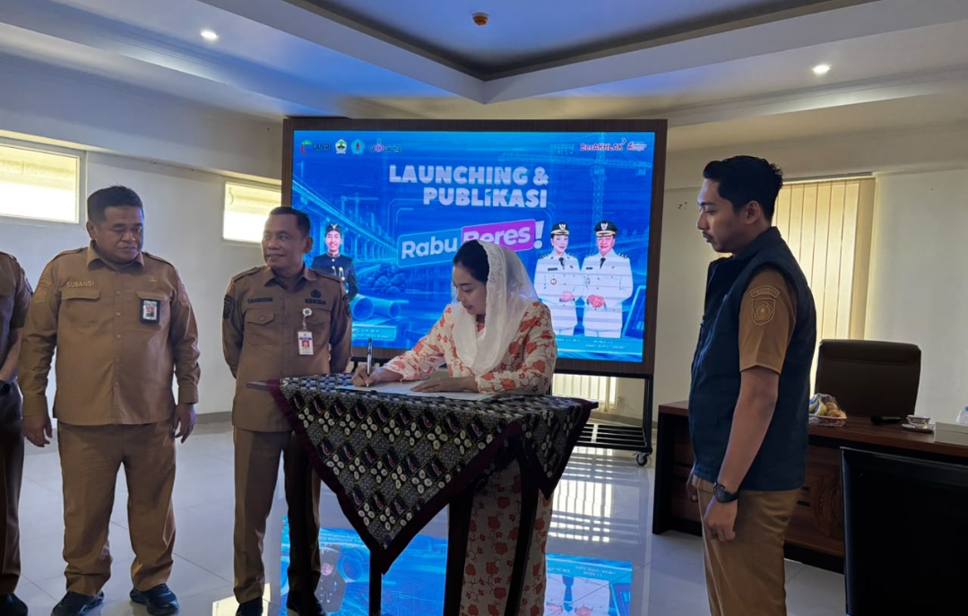 Rabu Beres Brebes Diluncurkan, Bupati Paramitha Minta Keluhan Warga Direspon dengan Cepat 