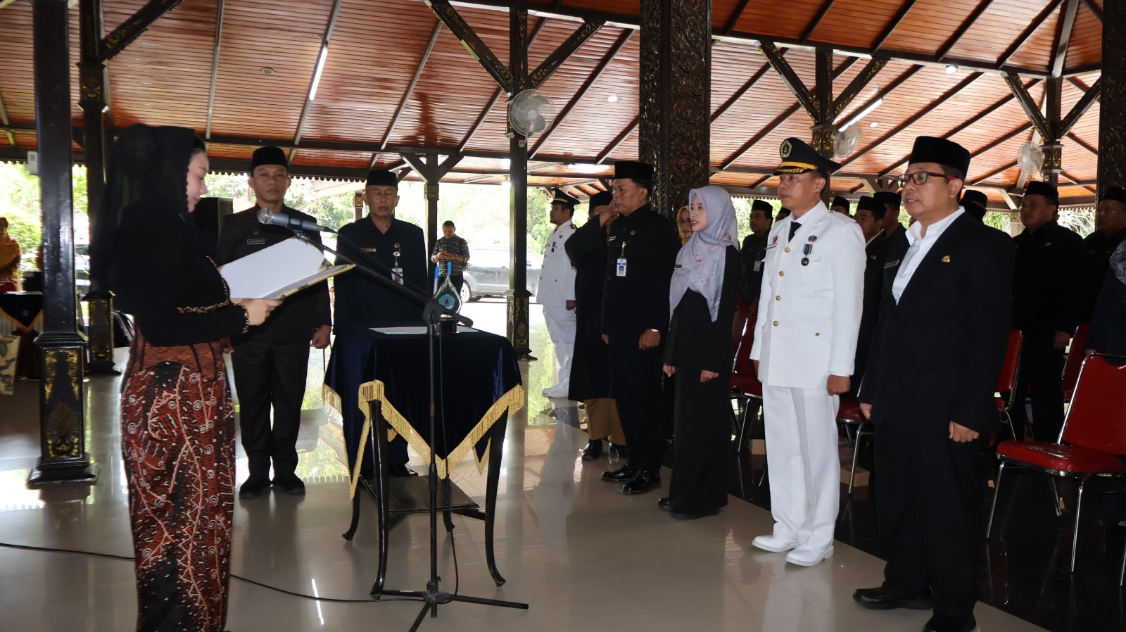 Bupati Brebes Lantik 51 Pejabat Manajerial dan Kepala UOBF Puskesmas