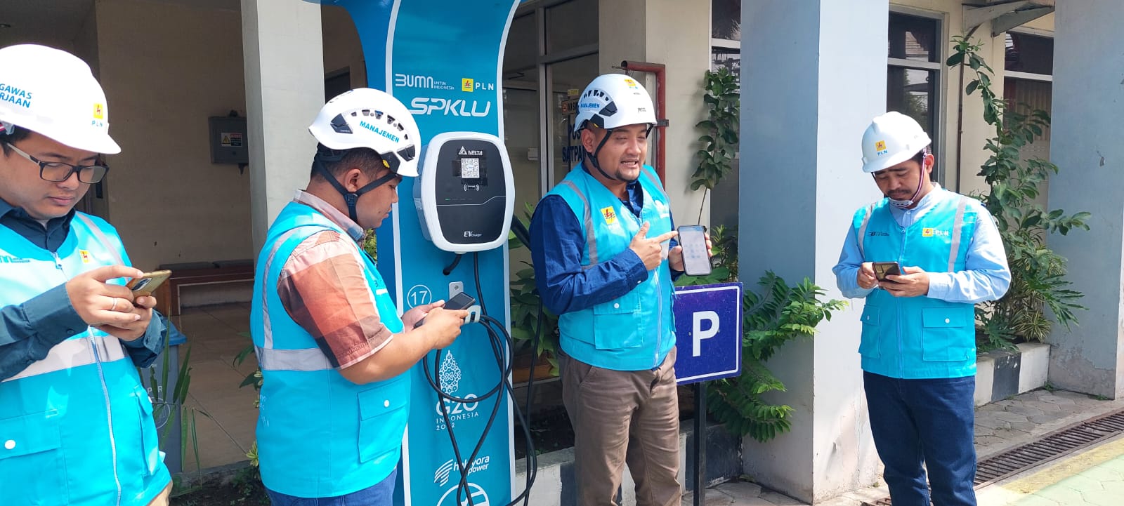 Slawi dan Brebes Sudah Tersedia Charging Mobil Listrik, Kota Tegal Kapan? 