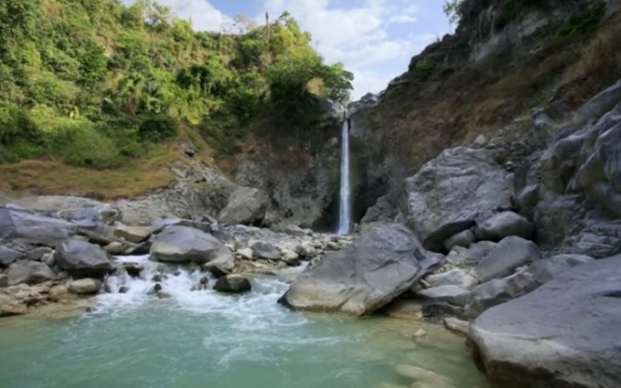 Mitos Air Terjun Mayung Putek yang Dikaitkan Sosok Rusa Putih Misterius