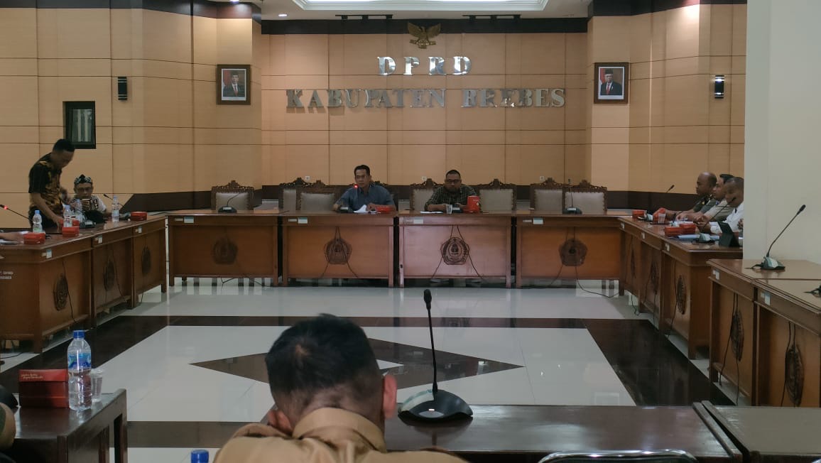 Perwakilan FMPPRL Datangi Kantor DPRD Brebes, Tenyata untuk Hal Ini