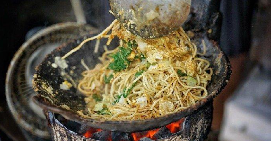 Kuliner Enak di Semarang Atas Dekat Lawang Sewu, Ada Mi Jawa yang Harganya Murah Meriah!