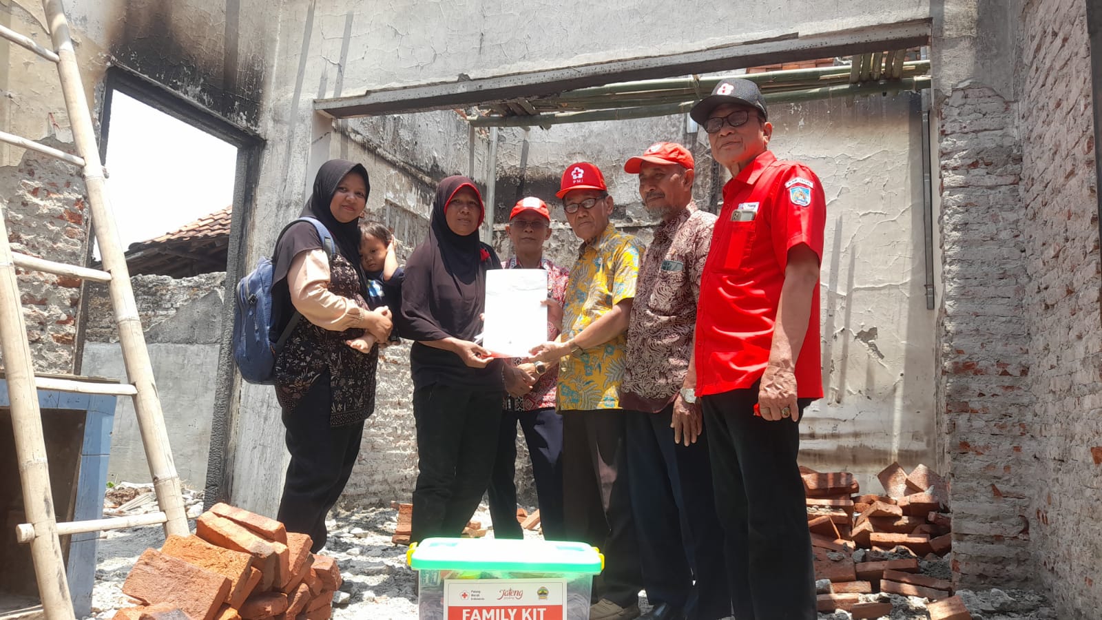 Rumah Warga di Tarub Kabupaten Tegal Terbakar Gara-gara Lupa Matikan Api, PMI Gercep ke Lokasi 