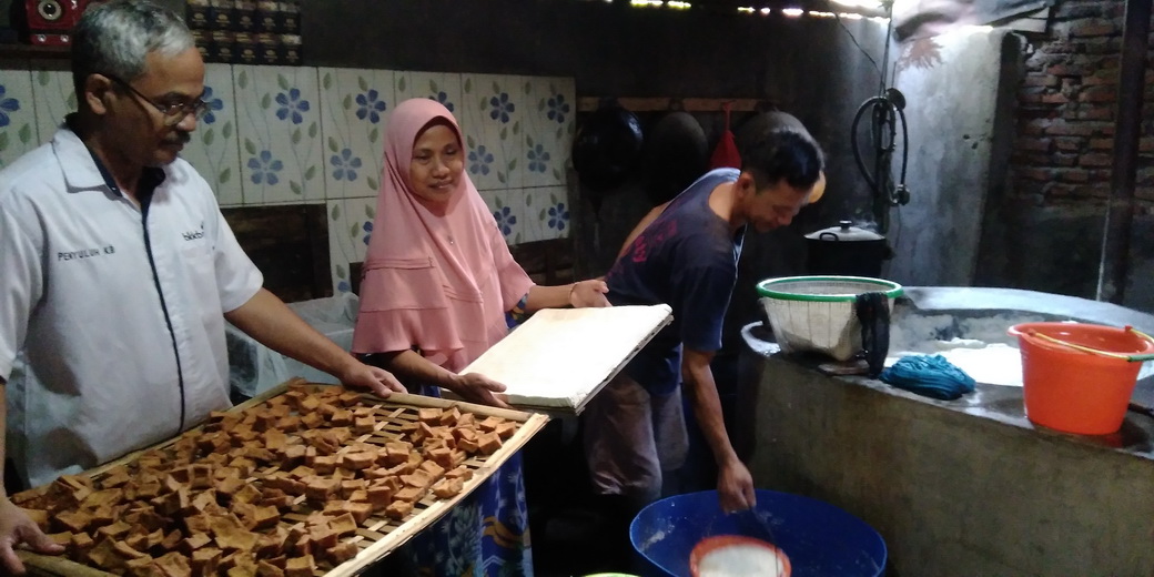 Melihat Usaha Tahu di Desa Sambeng Pemalang, Meski Jatuh Bangun Tetap Jadi Andalan