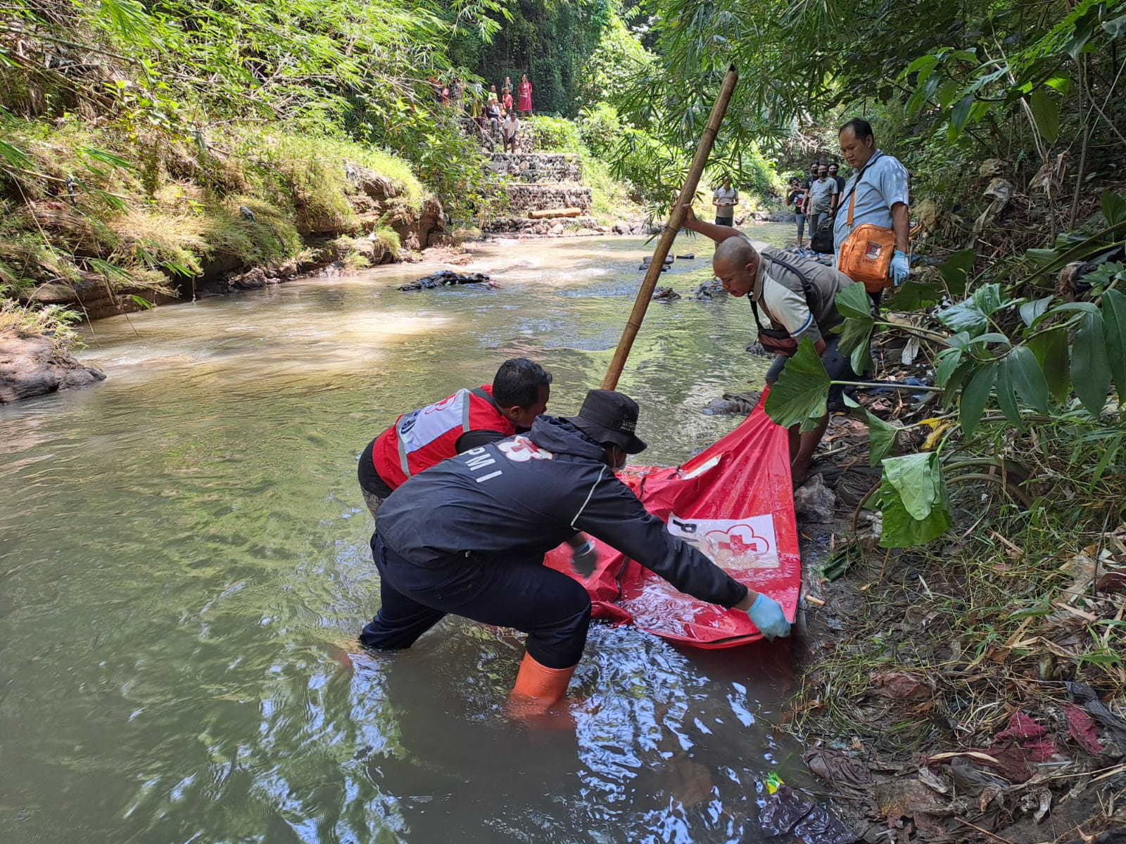 Mayat Perempuan Tanpa Identitas di Tegal Ditemukan Mengambang di Sungai