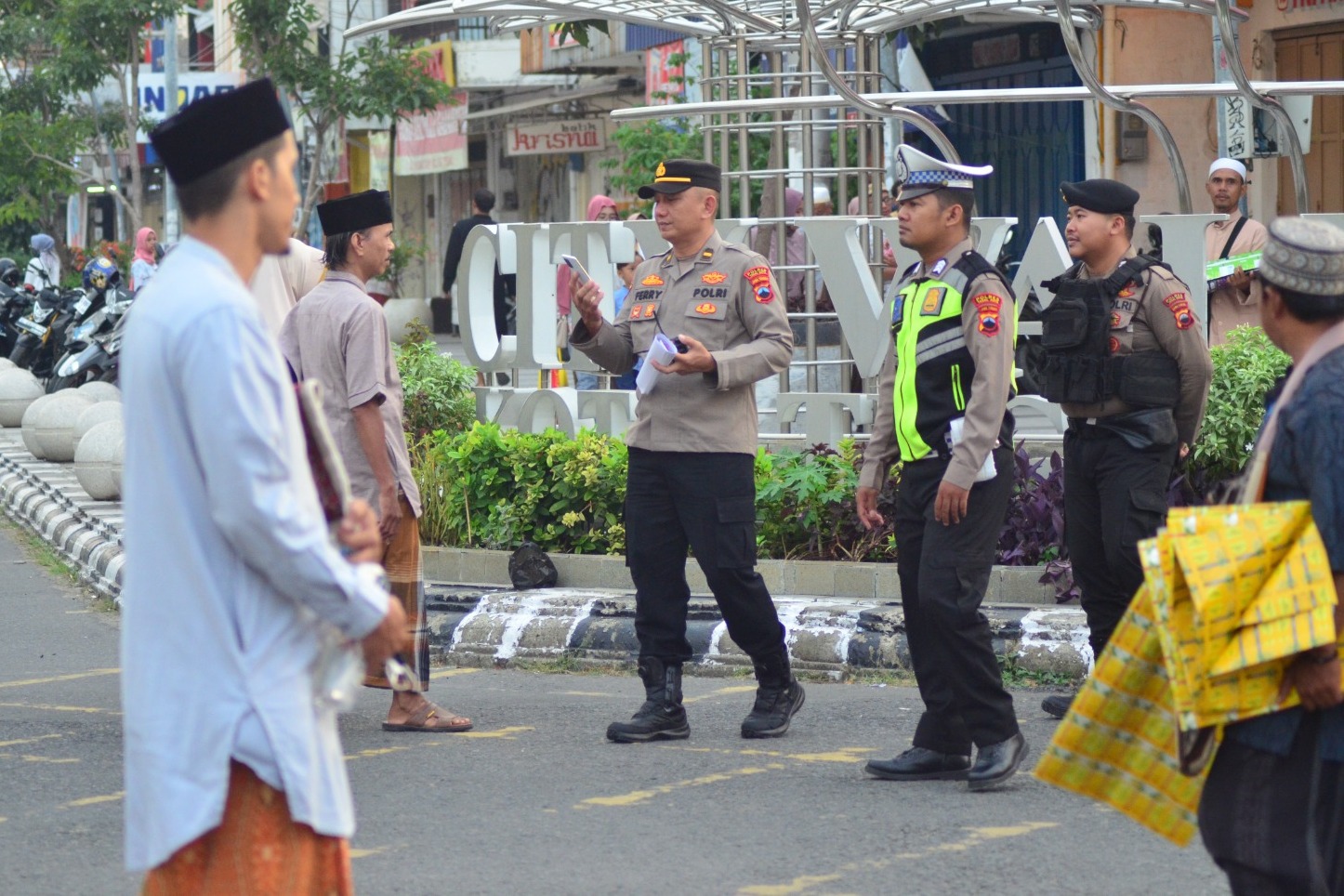 Polisi Amankan Pelaksanaan Salat Iduladha di Tegal