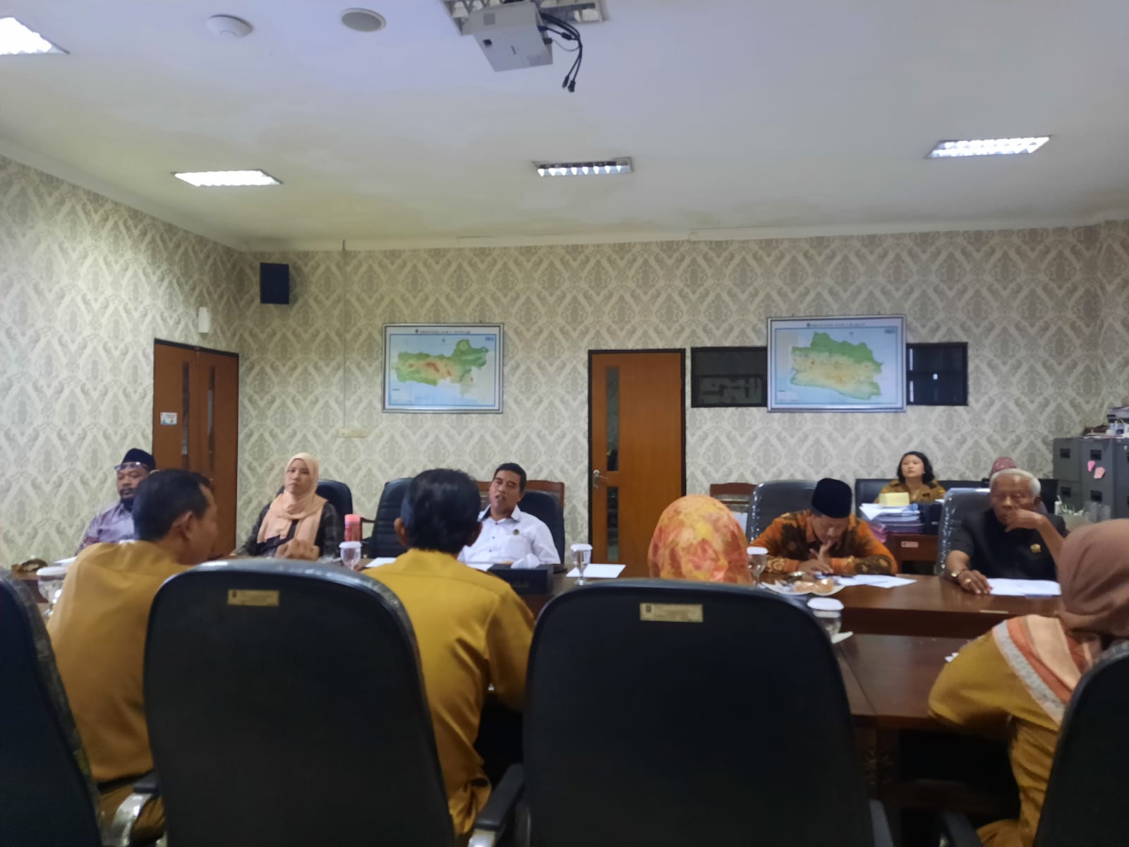DPRD Kota Tegal Gelar Rapat dengan Tim Asistensi Pemkot Terkait Pembahasan Raperda Masa Persidangan II 2024