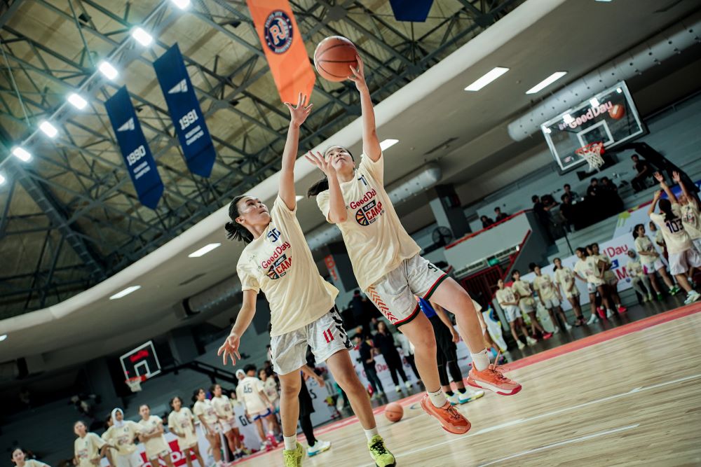 262 Student-Athlete dan 54 Pelatih Ikuti Pelatihan Basket Pelajar Terbesar Kopi Good Day DBL Camp 2025  
