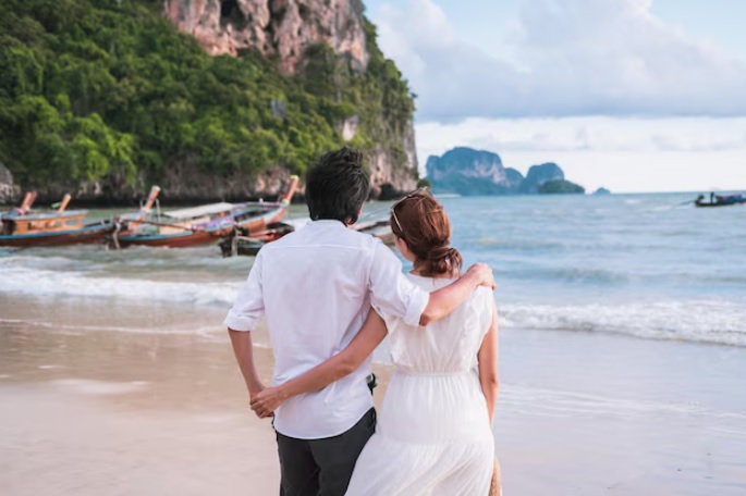 4 Destinasi Bulan Madu di Jawa Tengah yang Nuansa Romantisnya Beda