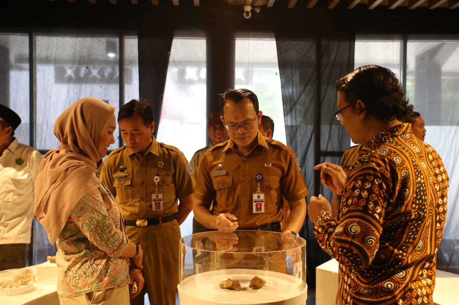 Belajar Sejarah, Pameran Gigantopithecus Diserbu Ribuan Pelajar dari 31 SD di Kabupaten Tegal 