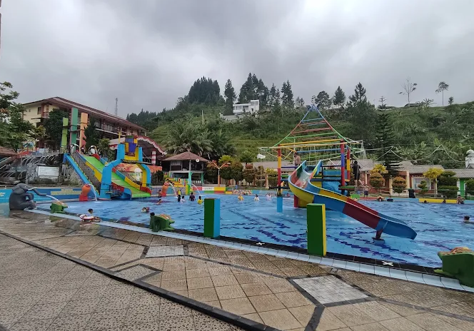 3 Pemandian Air Panas di Jawa Tengah yang Murah Tapi Berasa Liburan Mewah