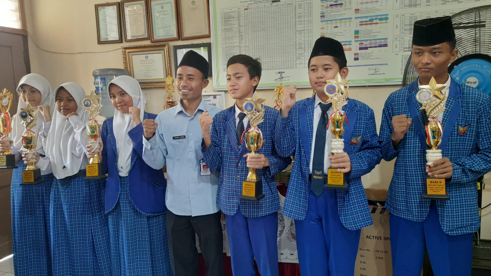 Juara di Tingkat Kota, 5 Siswa SMP Ihsaniyah Tegal Maju ke Ajang Provinsi