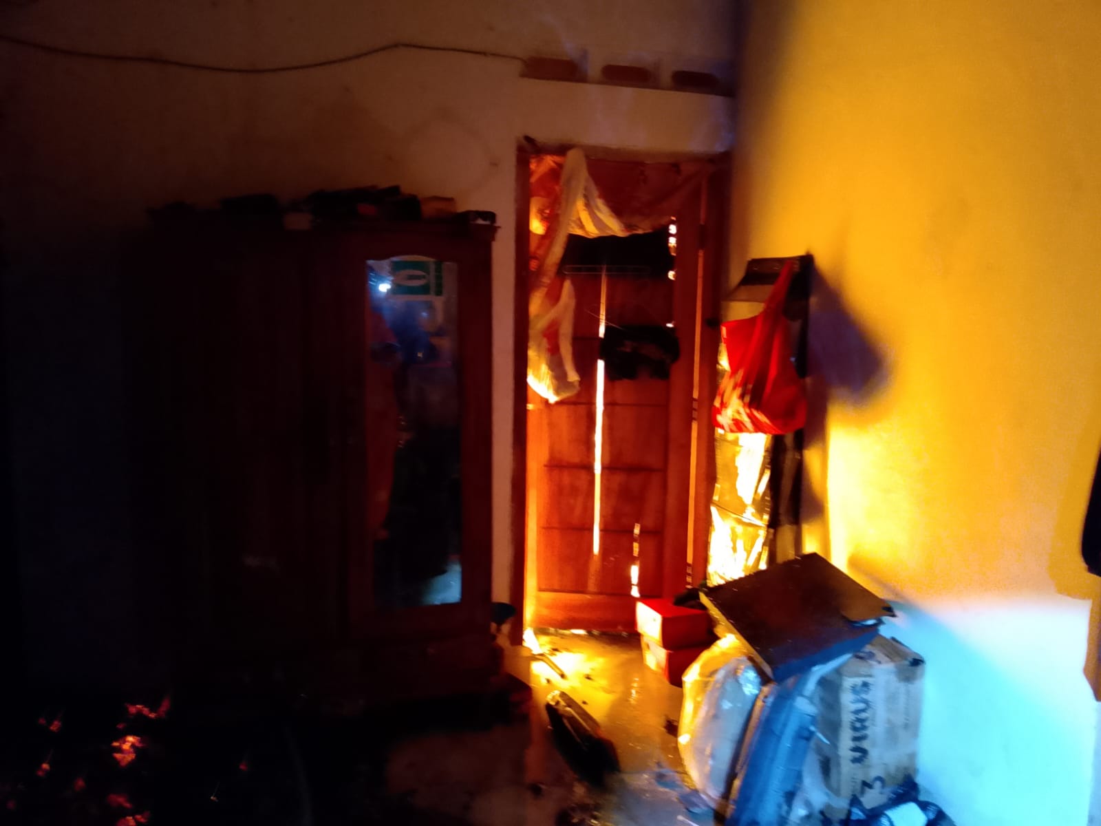 Diduga Dipicu Cekcok Suami Istri, Kebakaran Rumah di Balamoa Tegal Hanguskan Tempat Tinggal 3 KK