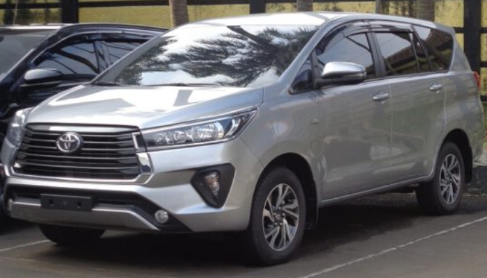 Harga Bekas Toyota Innova Reborn Diesel Wilayah Jabodetabek Mulai dari Rp270 Jutaan, Siap Dibawa Ngebut