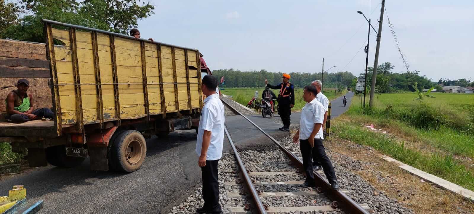 Jalur Perlintasan Ka Balapulang Tegal Rawan Kecelakaan Dprd Bilang Begini 