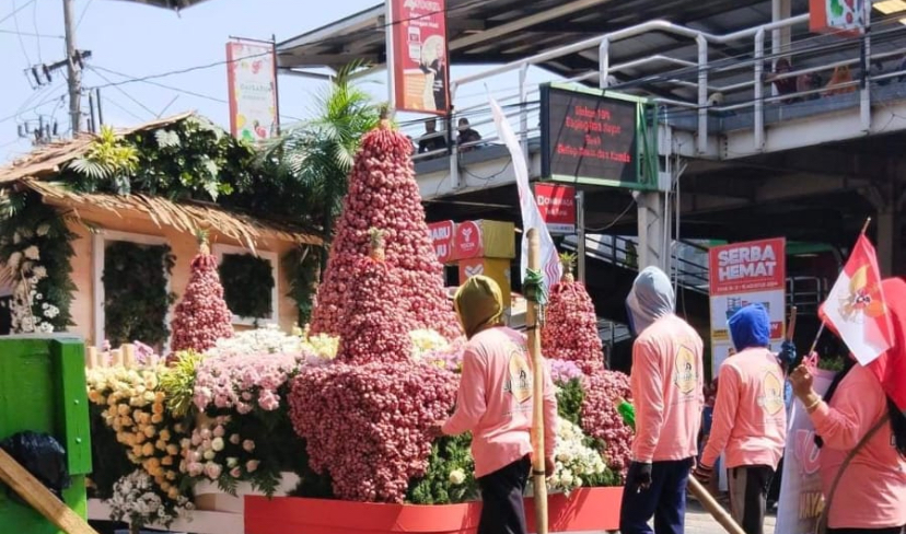 Copet Beraksi di Festival Bawang Merah di Brebes, Emak-emak Pingsan Usai Uangnya Rp2 Juta Hilang