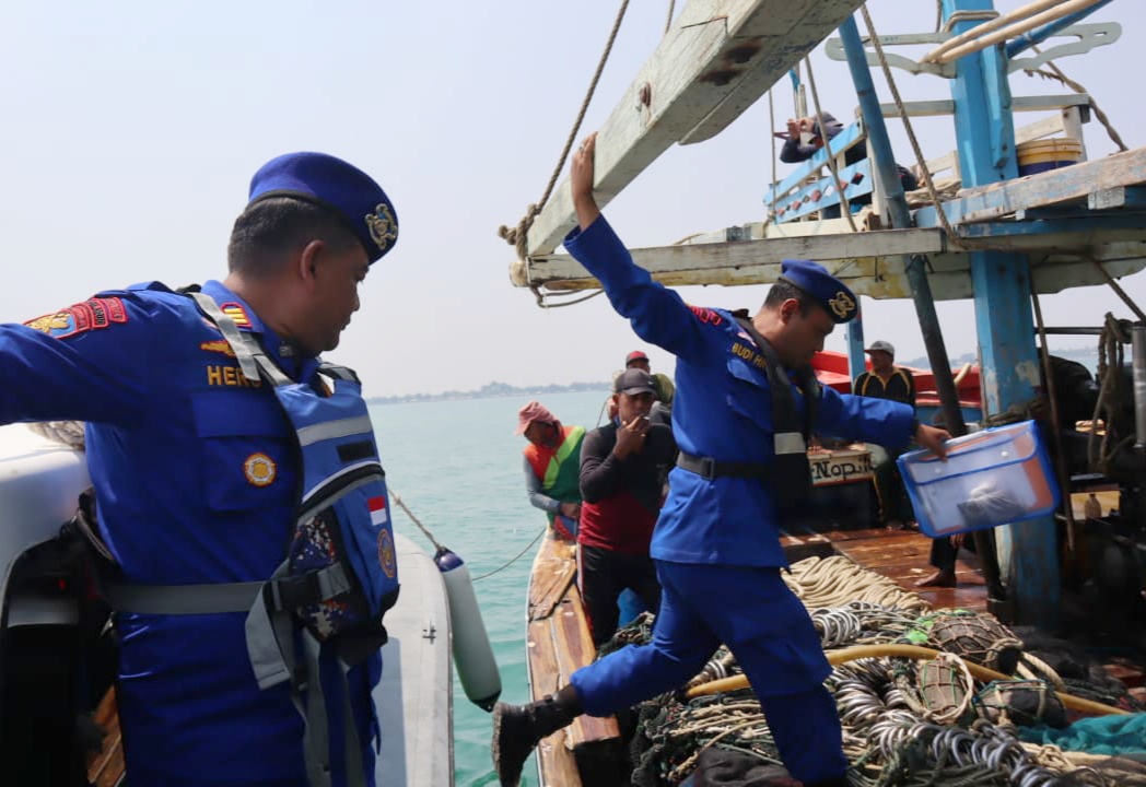 Cuaca Laut Pemalang Tak Menentu, Satpolairud Imbau Nelayan Lengkapi Peralatan Keselamatan Melautnya 