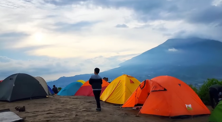 3 Wisata Gunung Terbaik di Magelang Wajib Masuk List Anda