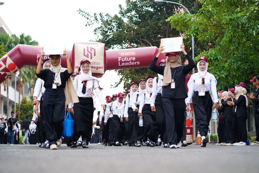 736 Mahasiswa dari Tegal hingga Papua Ikuti PKKMB Universitas Harkat Negeri