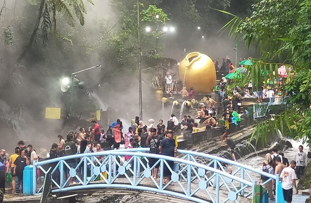 Anjlok! Jumlah Pengunjung OW Guci Kabupaten Tegal saat Libur Lebaran 2025 Turun Drastis 