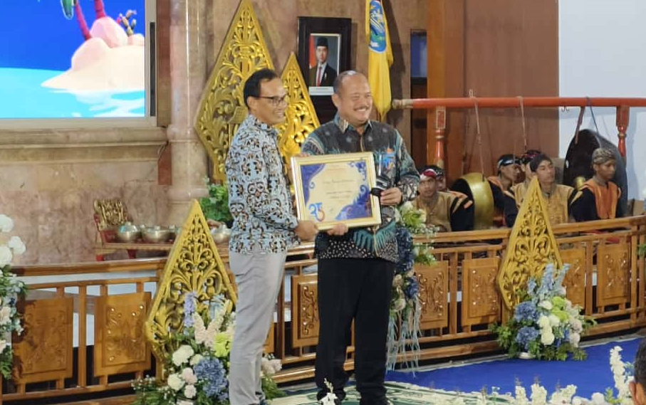 Penghargaan Radar Tegal Award 2025, Kiprah Gubernur Ahmad Luthfi Majukan Jawa Tengah