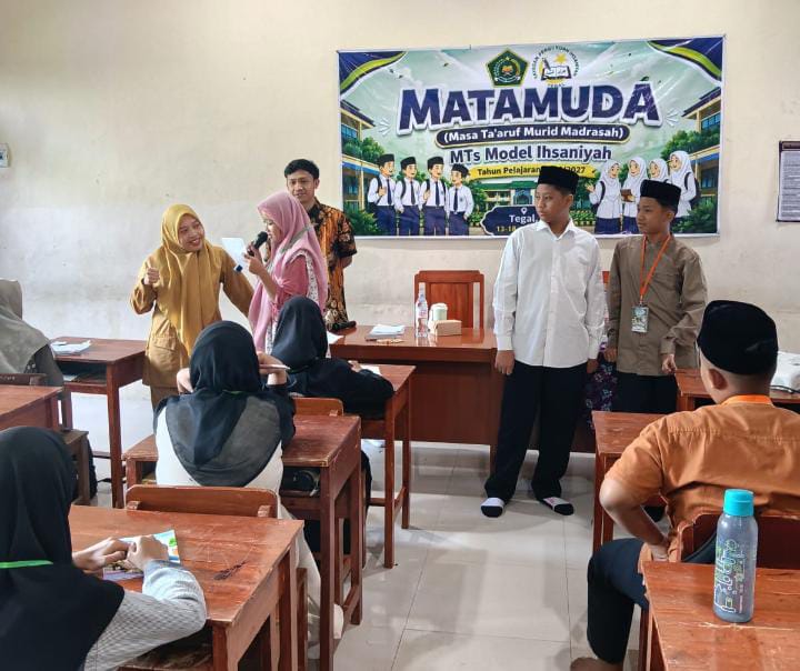 Siswa Baru MTs Model Ihsaniyah Tegal Dibekali Materi Bahaya Merokok Dalam Kegiatan Matamuda
