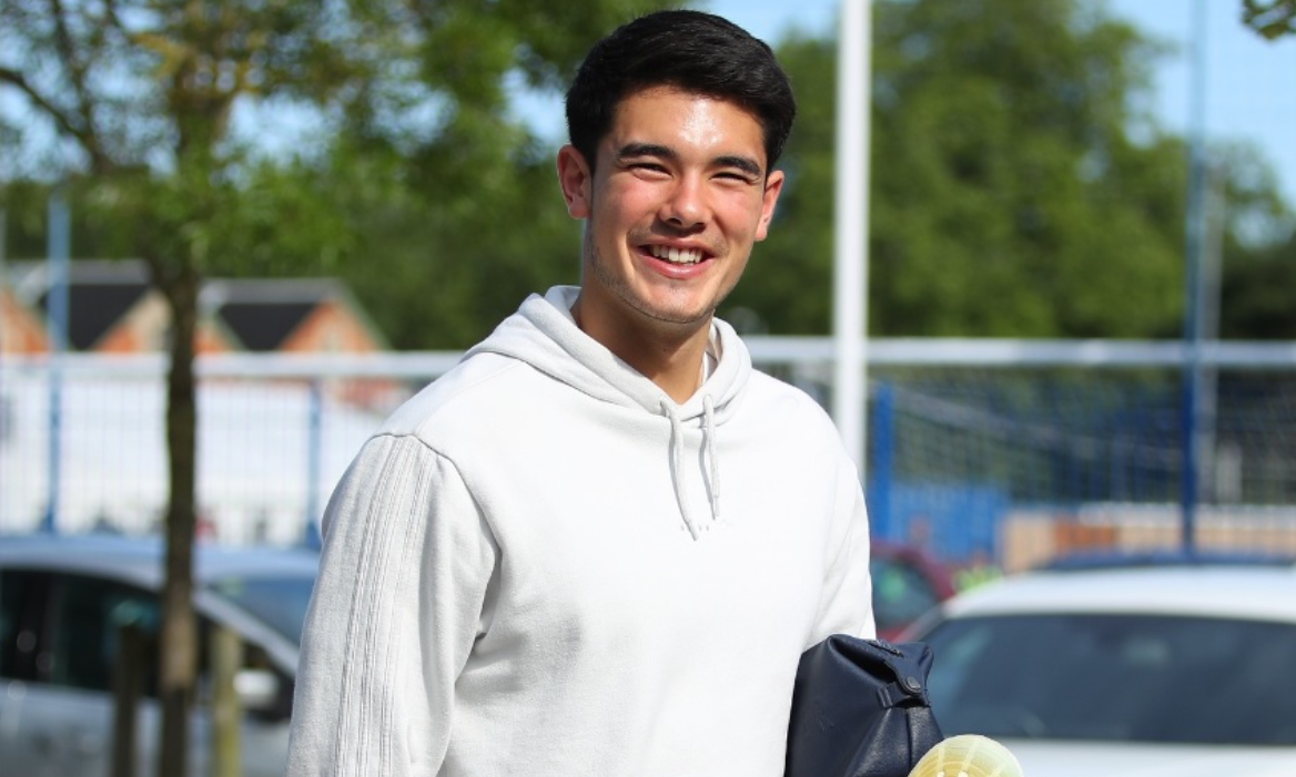 Lagi Santai di Pulau Dewata, Elkan Baggott Ada di Bali! Pertanda Gabung TC Timnas?