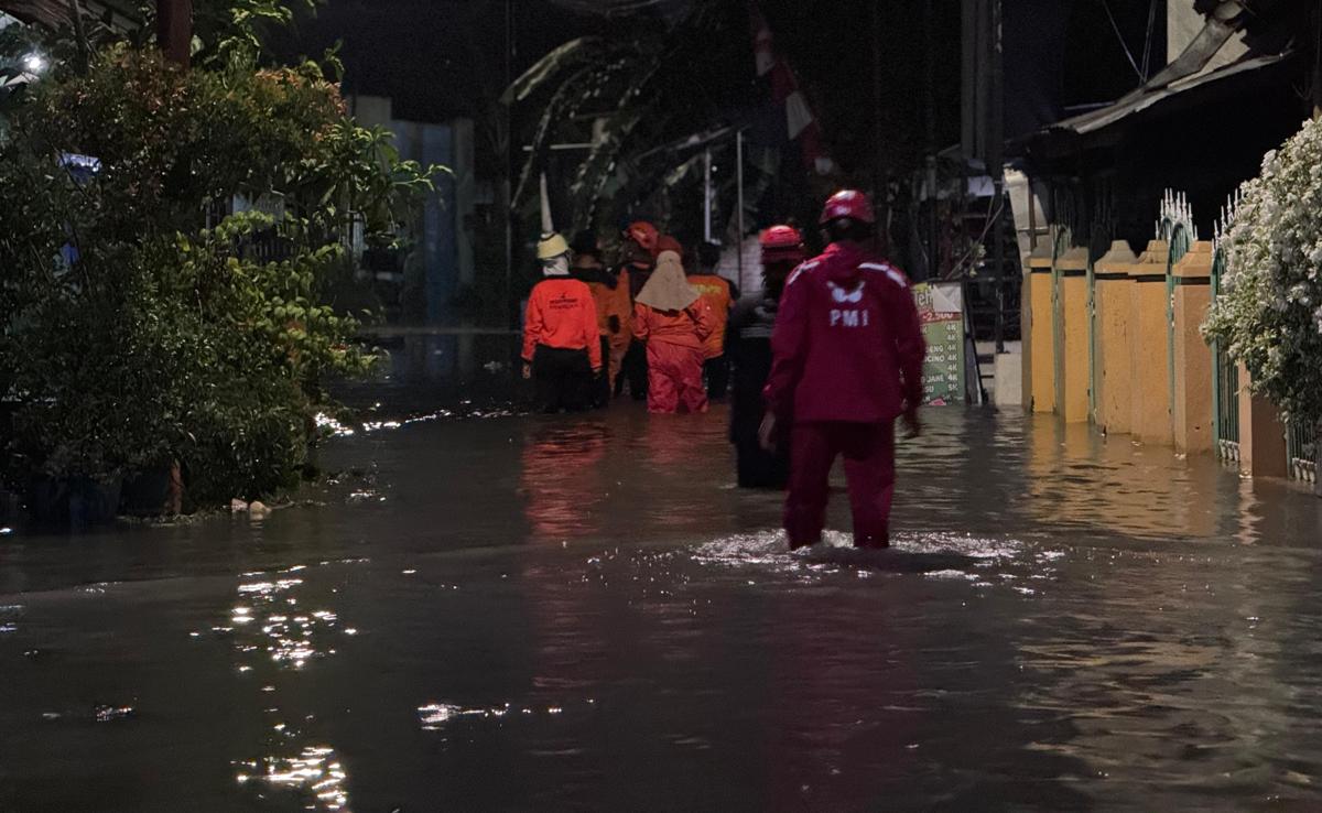 Sungai Meluap, Banjir Kepung Kecamatan Adiwerna Tegal