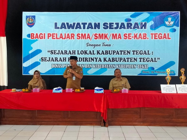 65 Pelajar Ikut Lawatan Sejarah Kabupaten Tegal