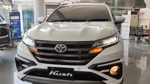 Intip Interior dan Eksterior Terbaru Mobil Toyota Rush 2023, Tampil Tangguh nan Mempesona!