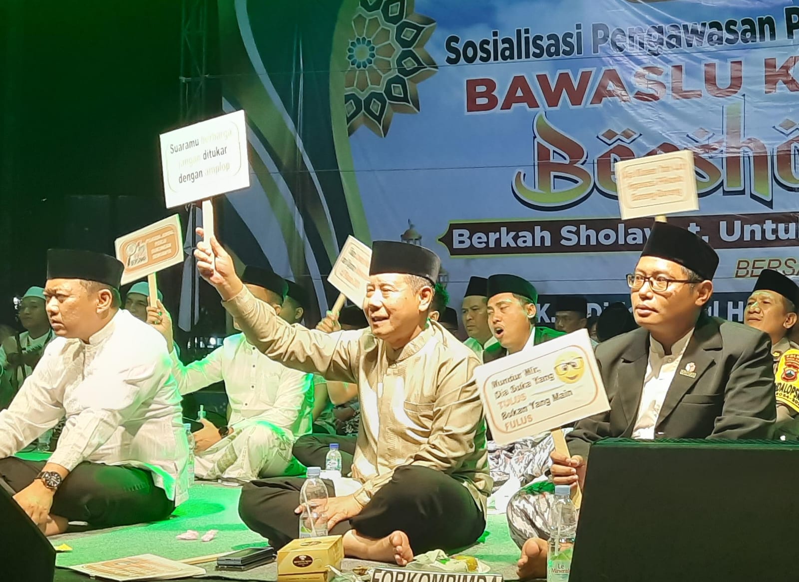 Hadir di Bawaslu Bersholawat, Pj Walikota Tegal Ajak Masyarakat untuk Lakukan Ini di Pilkada Serentak 2024