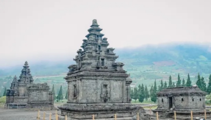 Keajaiban Sejarah Candi Dieng: Menelusuri Keindahan Kelompok Candi yang Menakjubkan