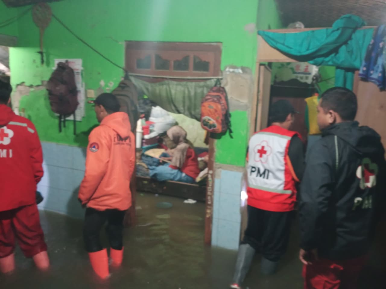 Banjir Genangi Rumah Warga 2 Desa di Tegal, Dampak 2 Sungai Meluap