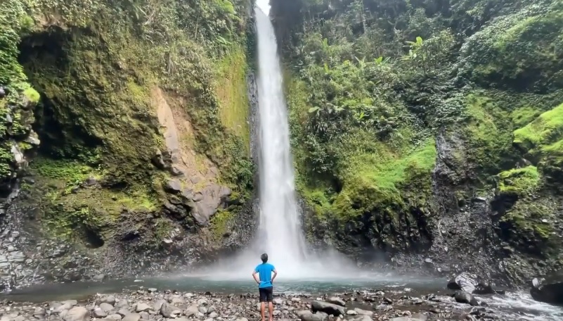 7 Wisata Alam di Batang yang Selalu Dituju Wisatawan Lokal