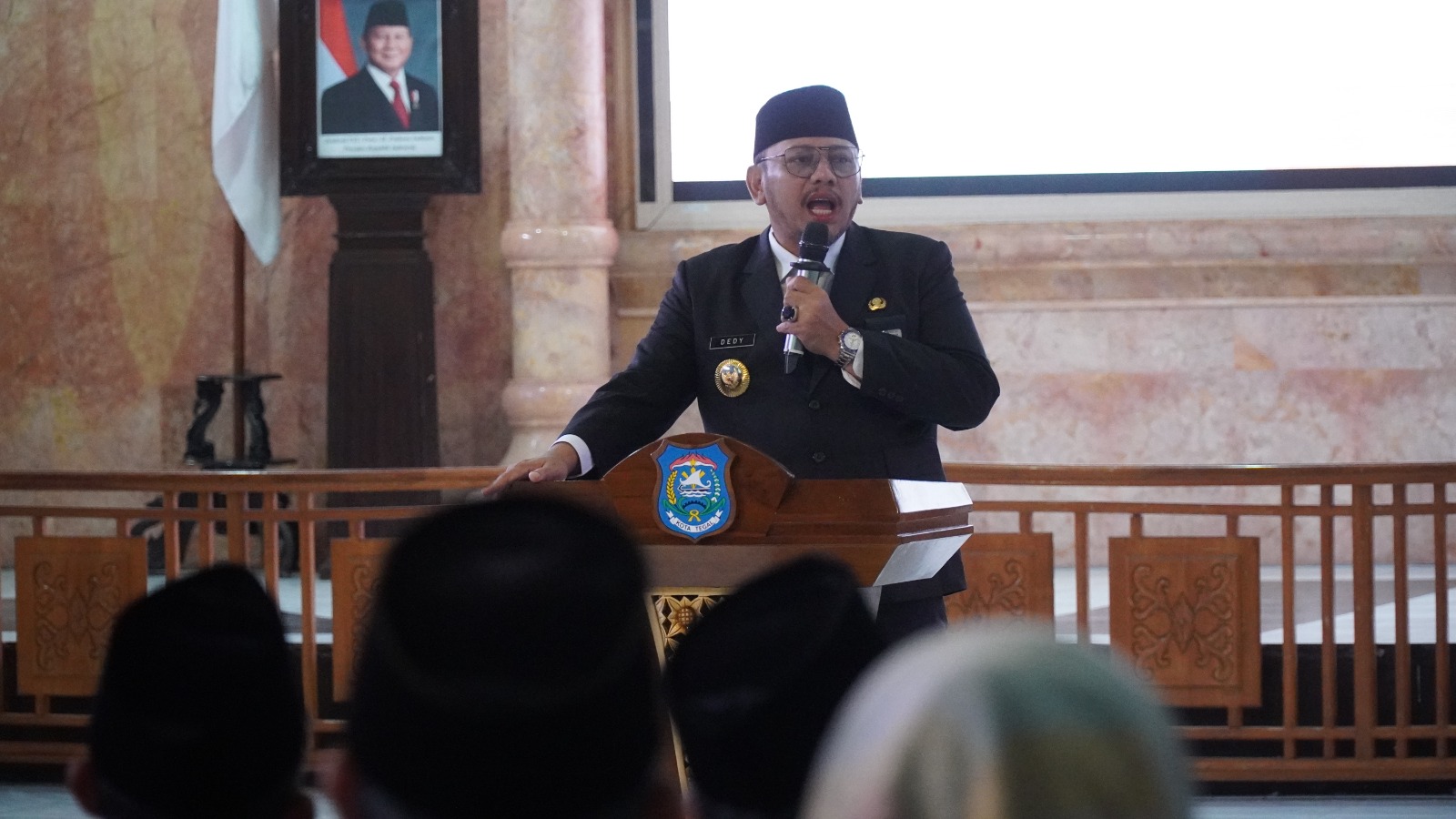 Lantik Pejabat di Tegal, Wali Kota Ingin Birokrasi Diisi ASN yang Gercep 