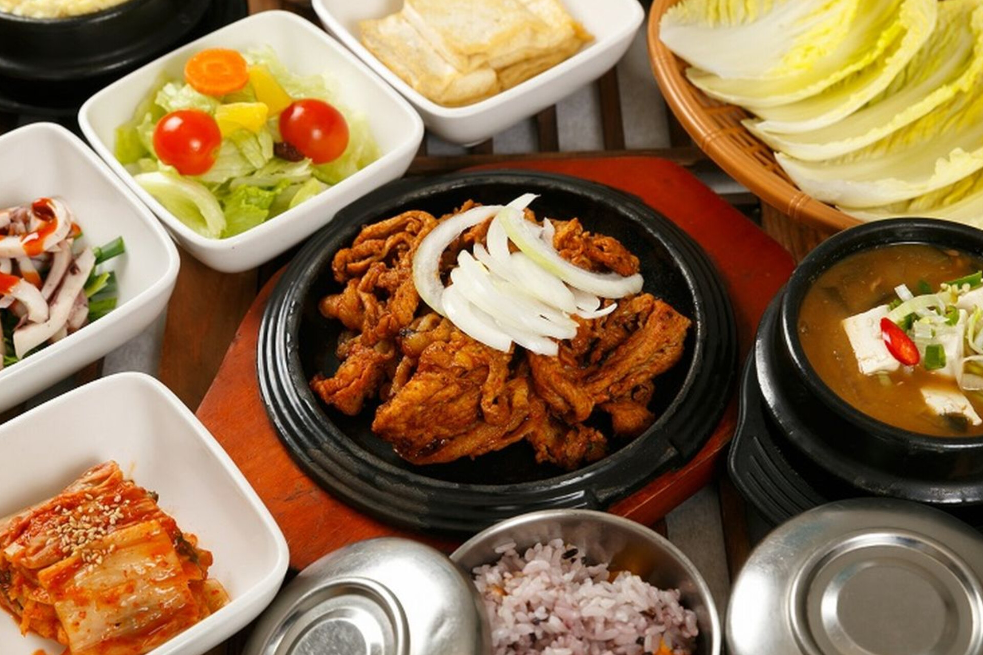 Pecinta K-Food Wajib Tahu! Ini 3 Restoran Korea di Solo dengan Rasa Autentik