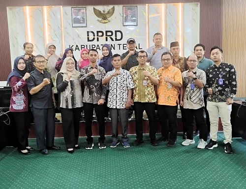 Aliansi Honorer Non Database BKN Kabupaten Tegal Audiensi dengan DPRD: Mohon Kejelasan Status Kami!