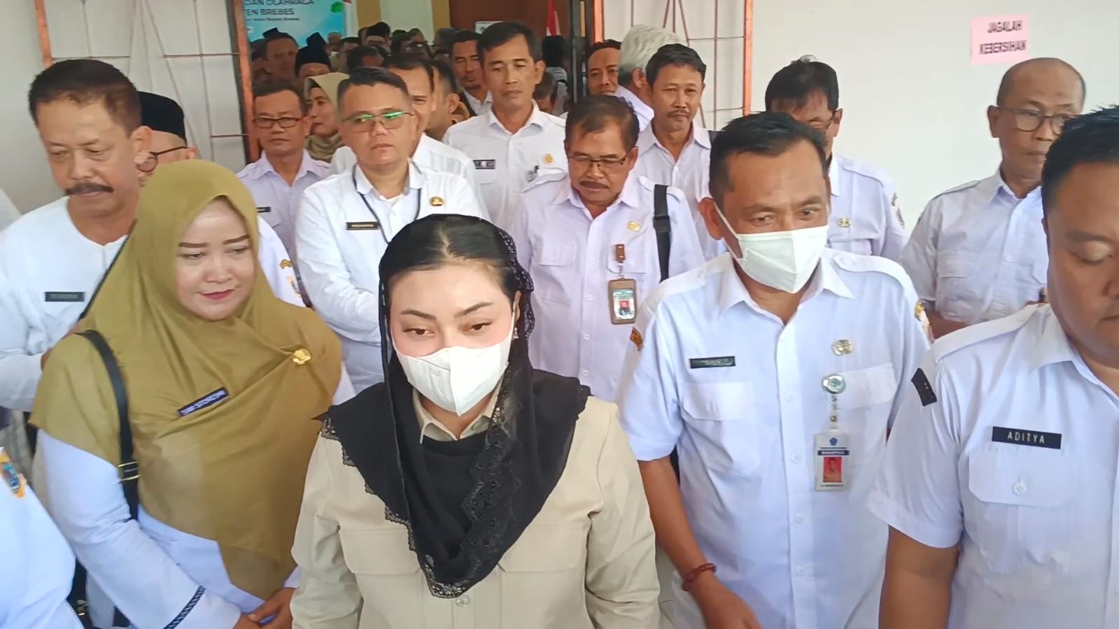 Tegas, Bupati Brebes Larang Kepala SD dan SMP Negeri Tarik Pungutan