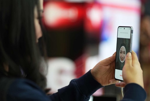 Telkomsel Terapkan Registrasi Biometrik Wajah untuk Nomor Seluler Baru