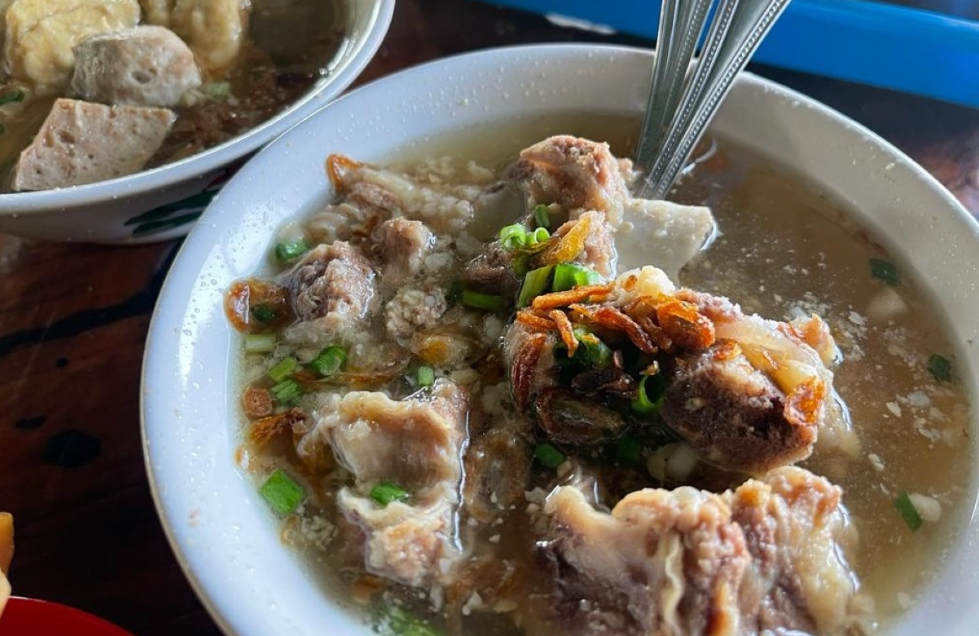 5 Warung Bakso Tetelan di Tegal Terbaik, dari Segi Harga Masih Tergolong Murah!