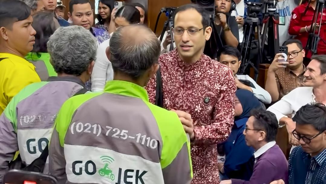 Nadiem Makarim Menangis Dituntut 18 Tahun: Sangat Mengecewakan