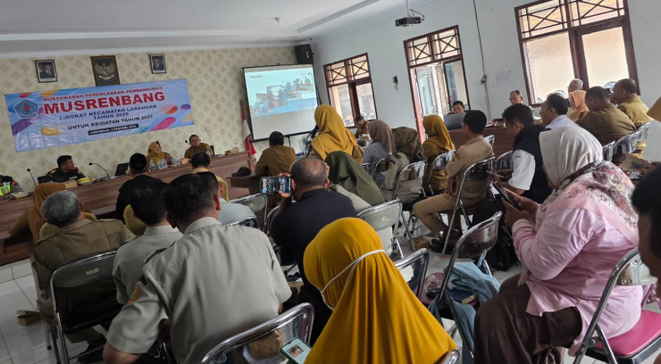 Warga Curhat Jalan Rusak hingga Drainase di Musrenbang Kecamatan Larangan 