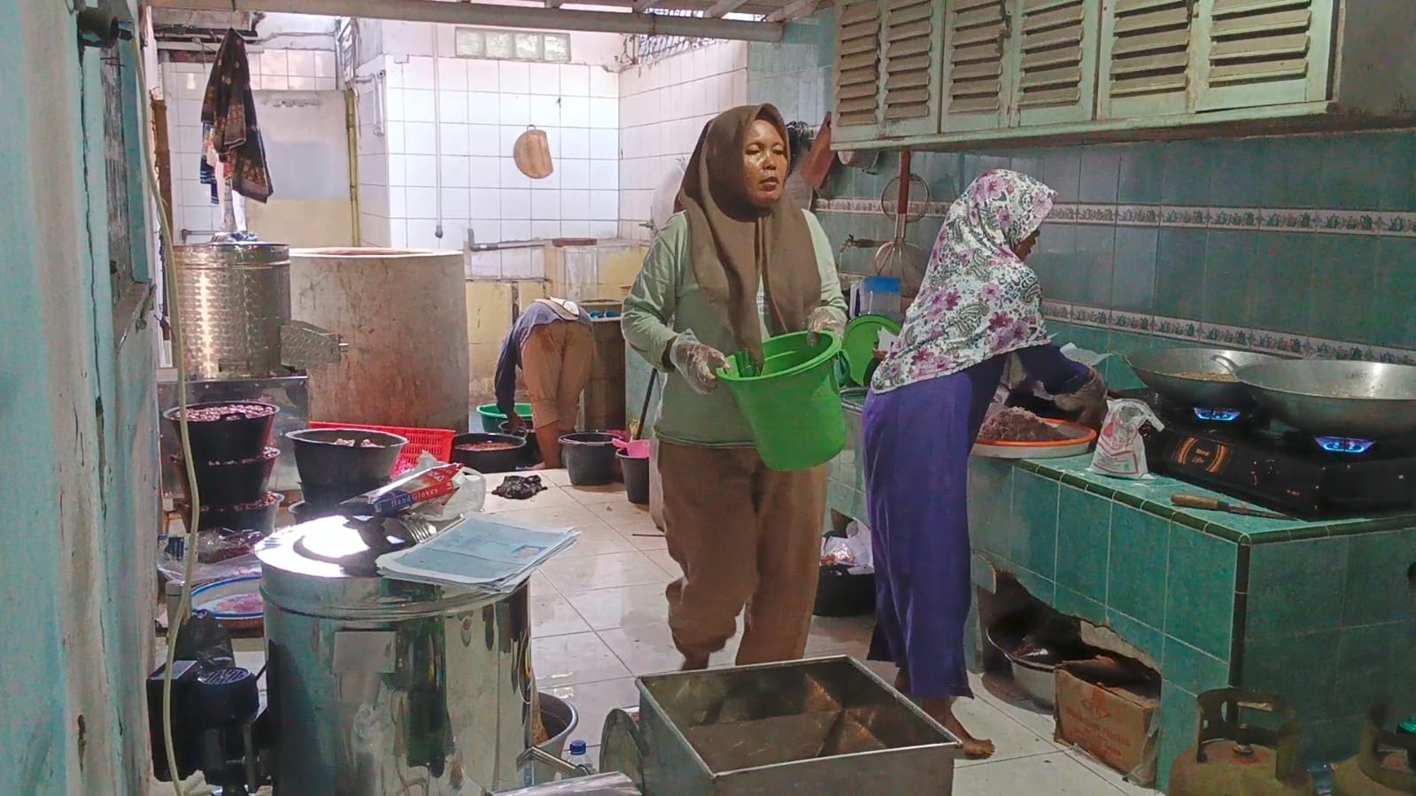 Bawang Goreng, Olahan Bawang Merah Solusi Saat Harga Anjlok