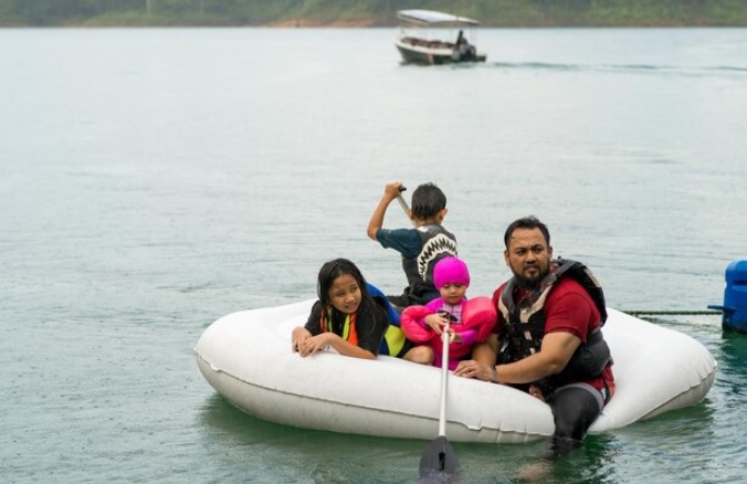 Daftar Rekreasi Air di Pemalang, dari Waterpark hingga Alam