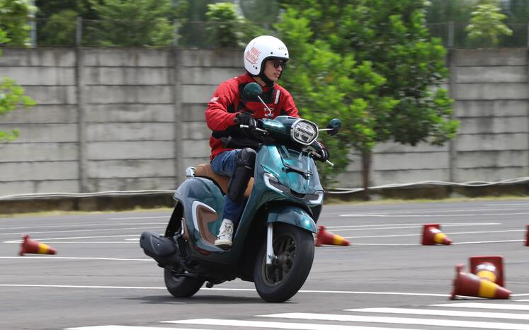 Mesinnya Ganas Tetapi Honda Stylo 160 Justru Irit, Kok Bisa? Begini Rahasianya