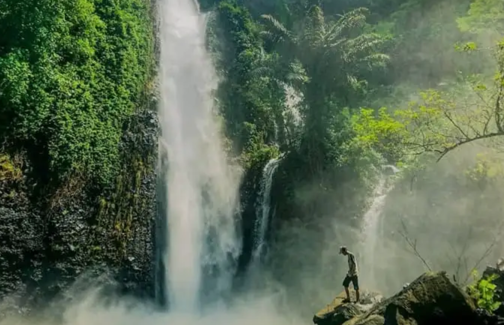 Mitos Air Terjun Songgo Langit di Jepara, Misteri Sepasang Pengantin dan Air Abadi