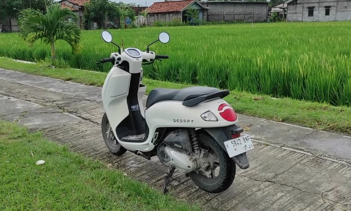 4 Alasan Utama yang Bikin Honda Scoopy Jadi Incaran Anak Muda di 2025, Setuju?