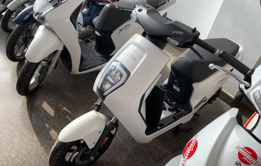 11 Rekomendasi Skuter Listrik Terbaik 2025, Performa Kenceng dan Ramah Lingkungan